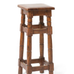 Modello finito di sgabello disegnato per la zona bar dell'hotel Su Gologone