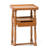 Modello finito di comodino