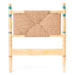 Modello con amplia impagliatura progettato per hotel Costa Smeralda